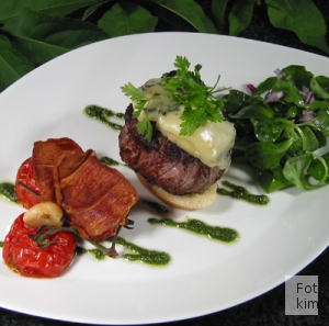 Oksemedaljon med blåskimmelost Oksemedaljon med blåskimmelost