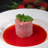 Kold jordb�r consomme