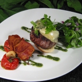 Oksemedaljon med bl�skimmelost